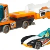 Hot Wheels Districts Transport kuorma-auto ja kilpa-auto