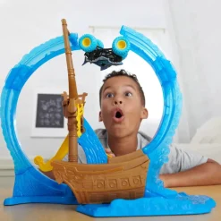 Monster Jam 1:64 Loop of Doom Stunt setti